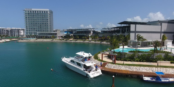 Puerto Cancun Marina and Yachts rental Boats