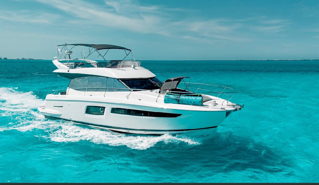 Prestige 55 (Fore Ever Young) — overnight charter Cancun