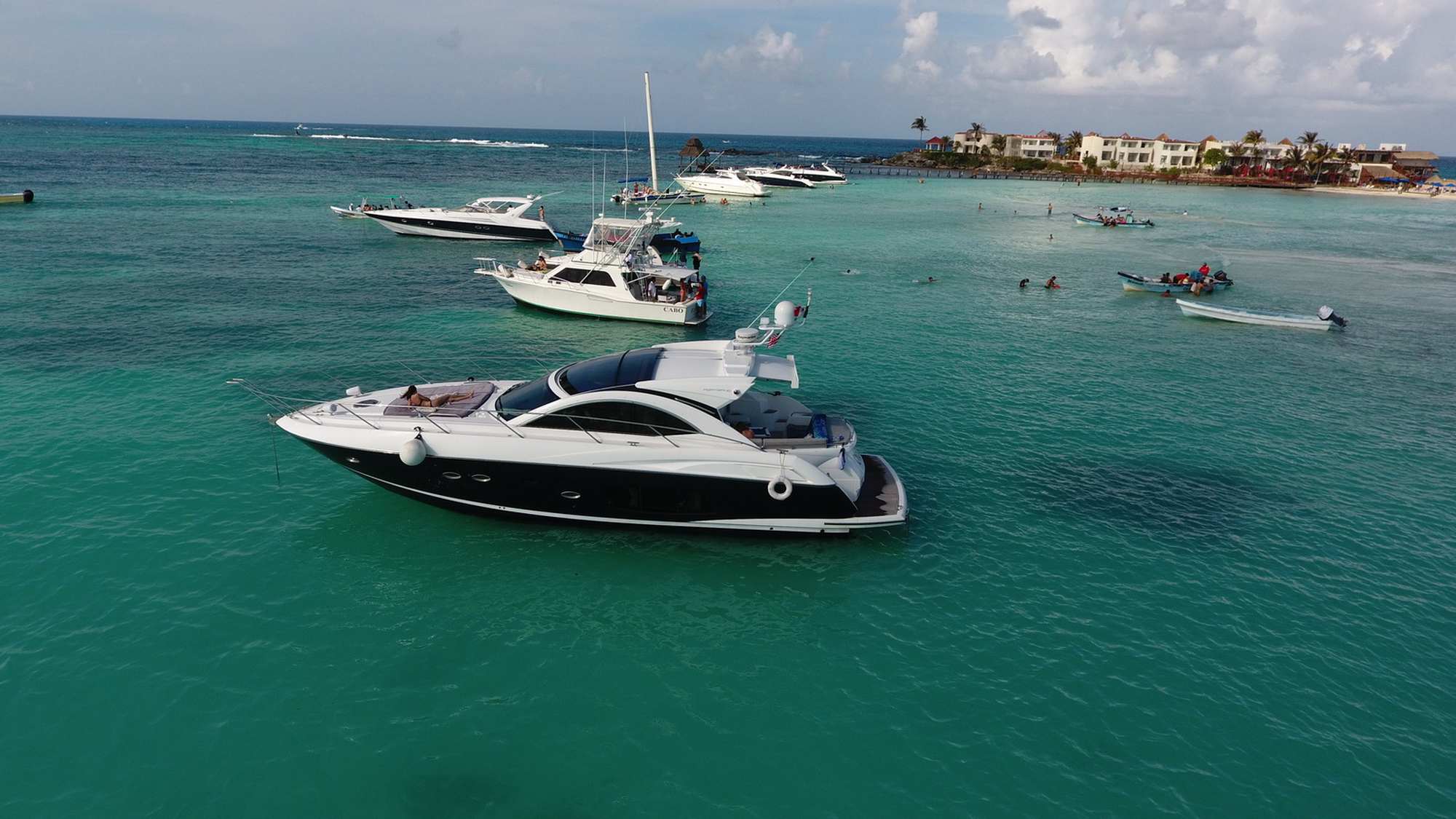 Sunseeker 50 Portofino — overnight charter Cancun