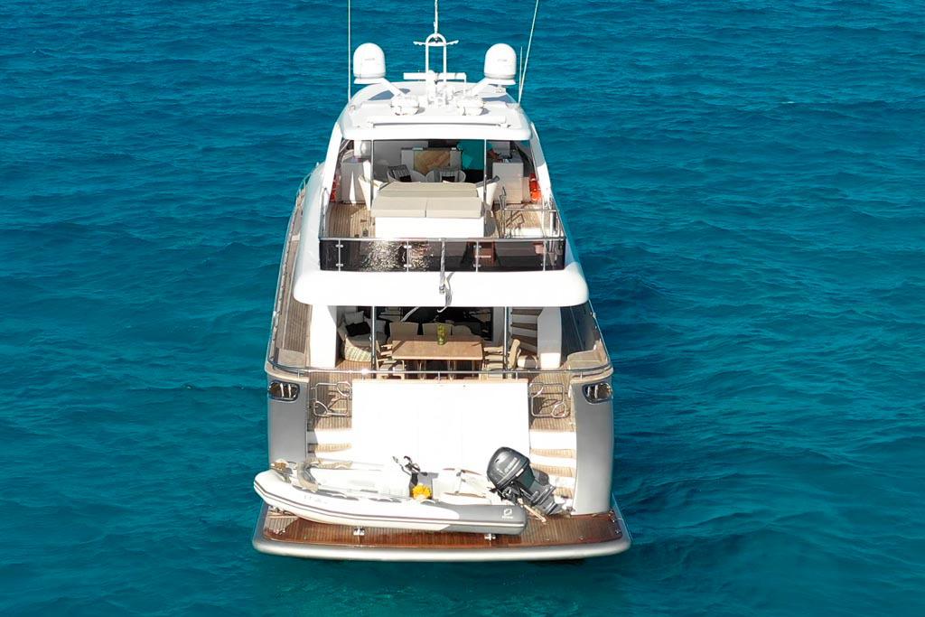 100 ft luxury yacht for rent