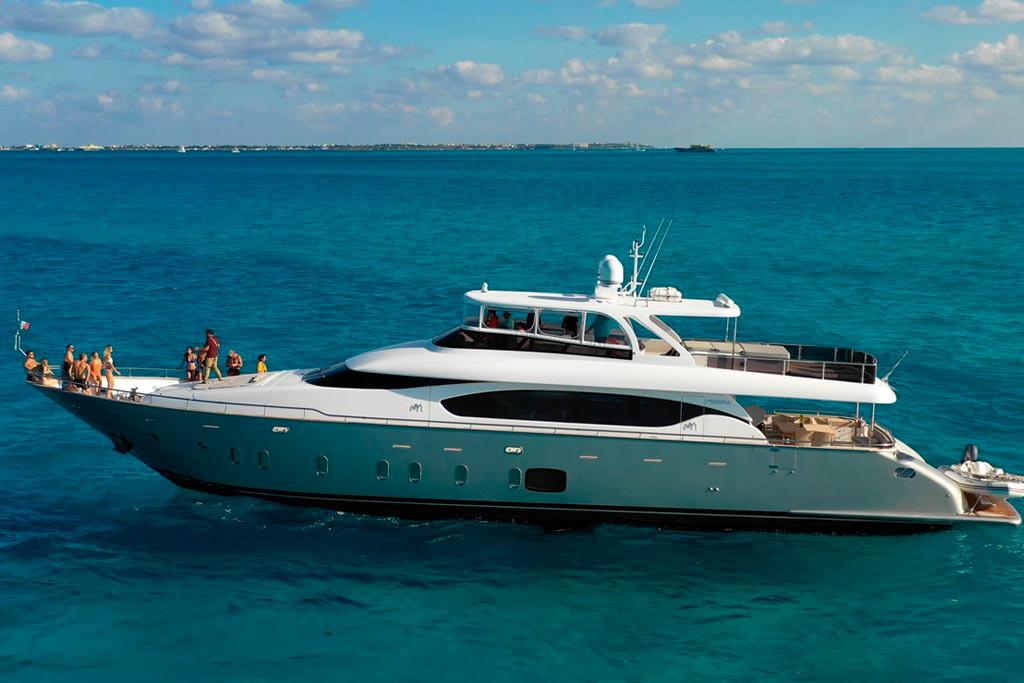 100 ft luxury yacht for rent