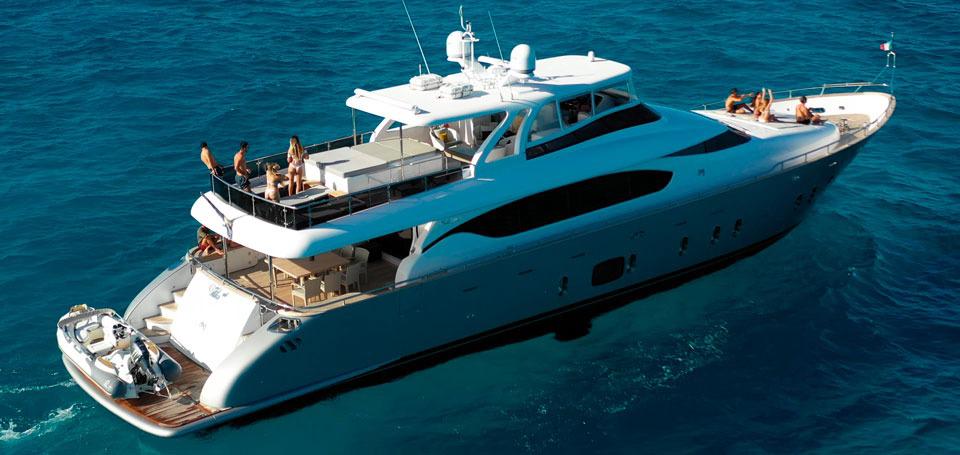 100 ft luxury yacht for rent