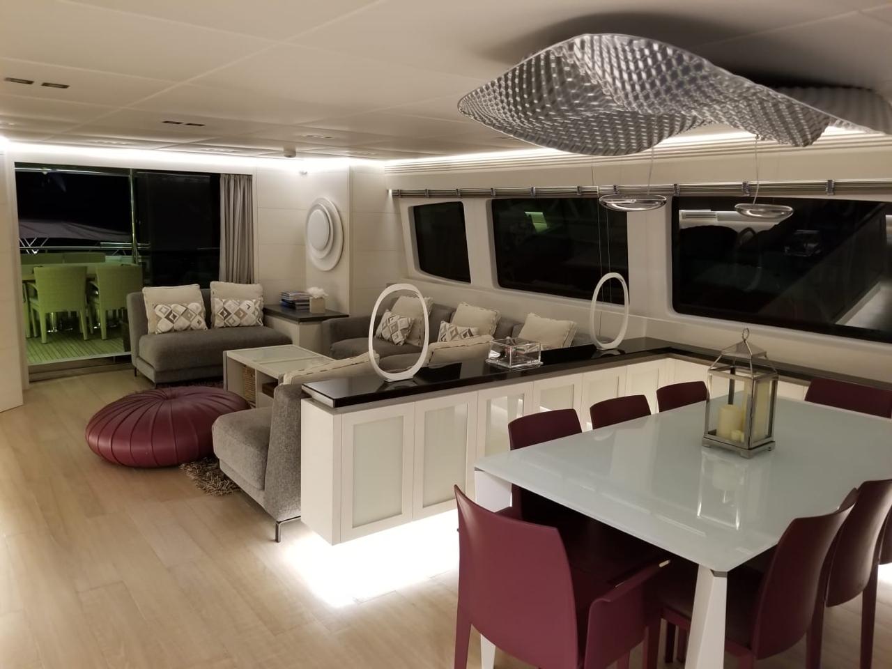 100 ft luxury yacht for rent