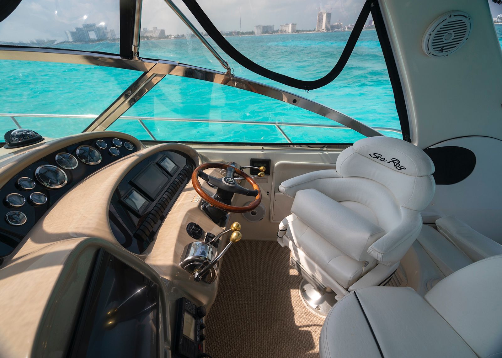 Cancun Sea Ray Yacht to snorkel