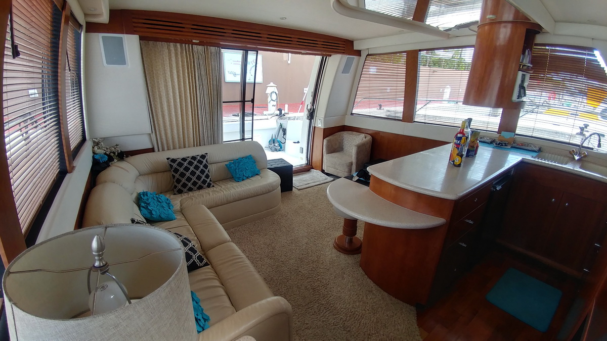 Carver  luxury yacht for rent