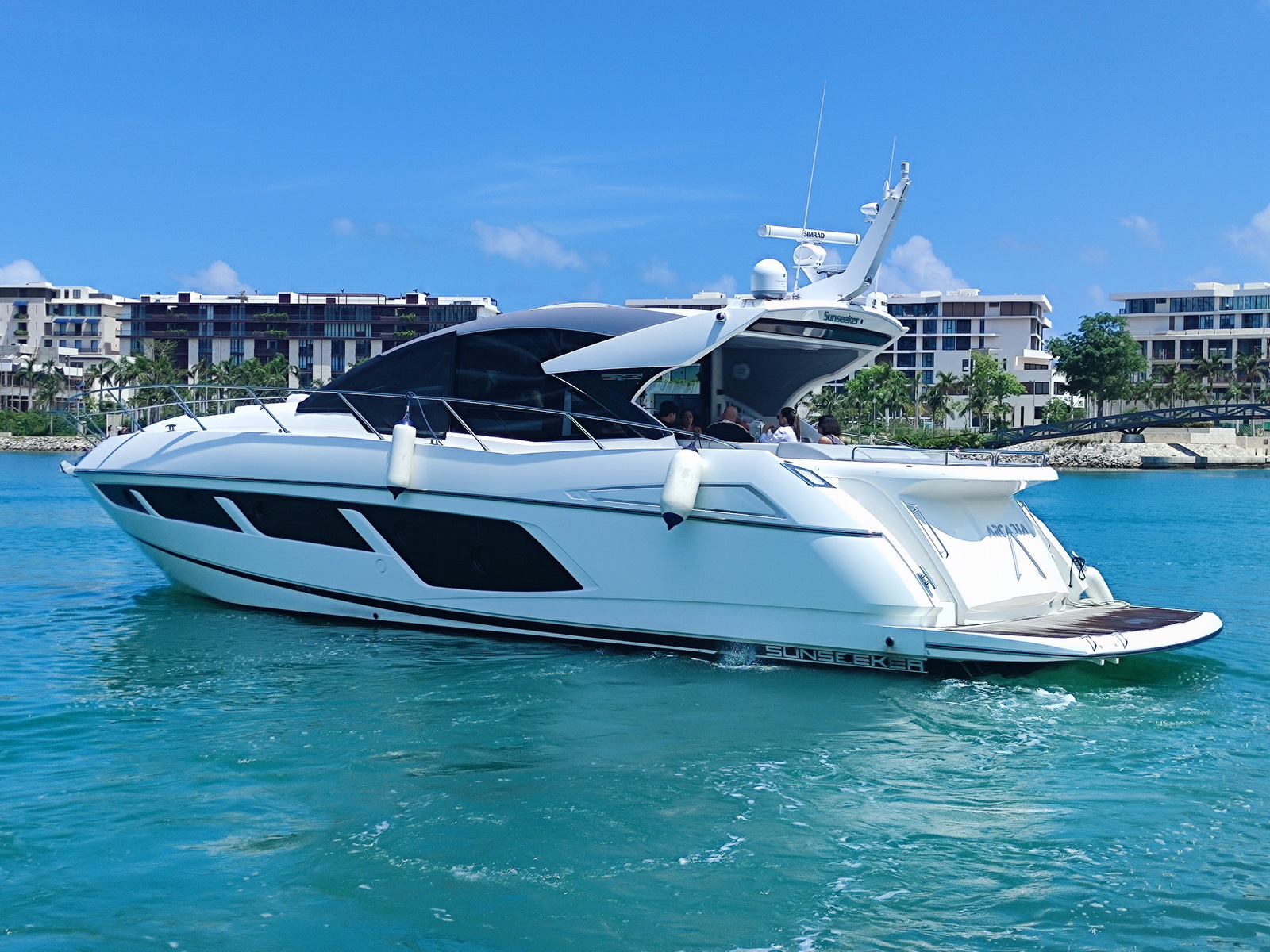 private yachts in cancun