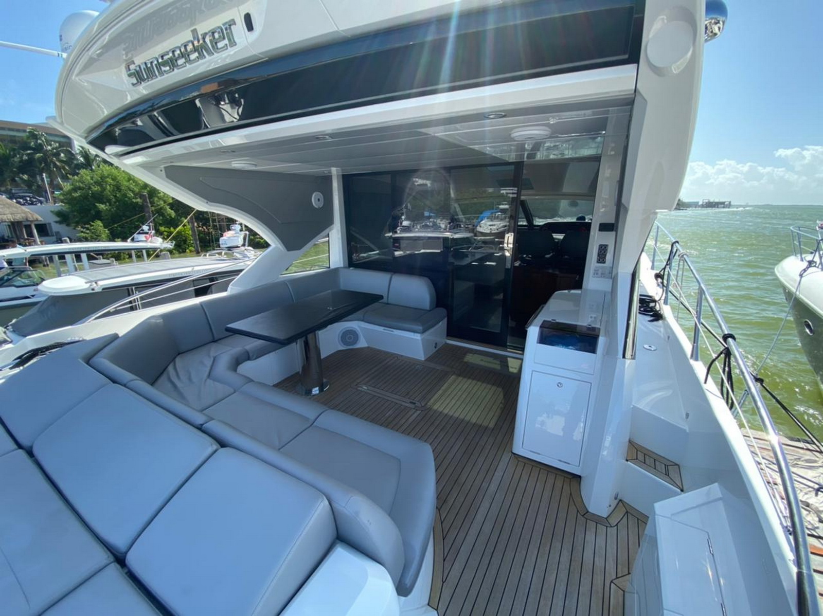 Sunseeker San Remo