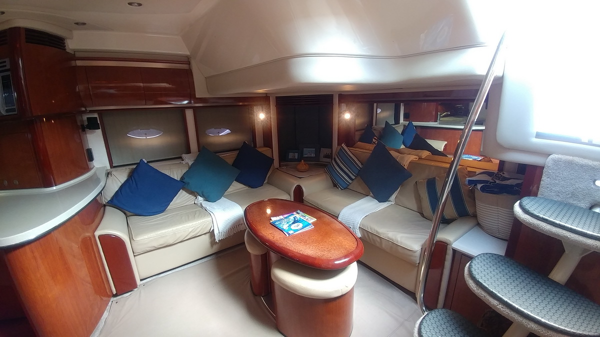 Cancun SeaRay Luxury yacht