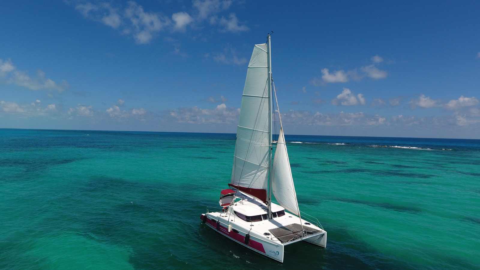 Isla Mujeres Catamaran Playa Norte