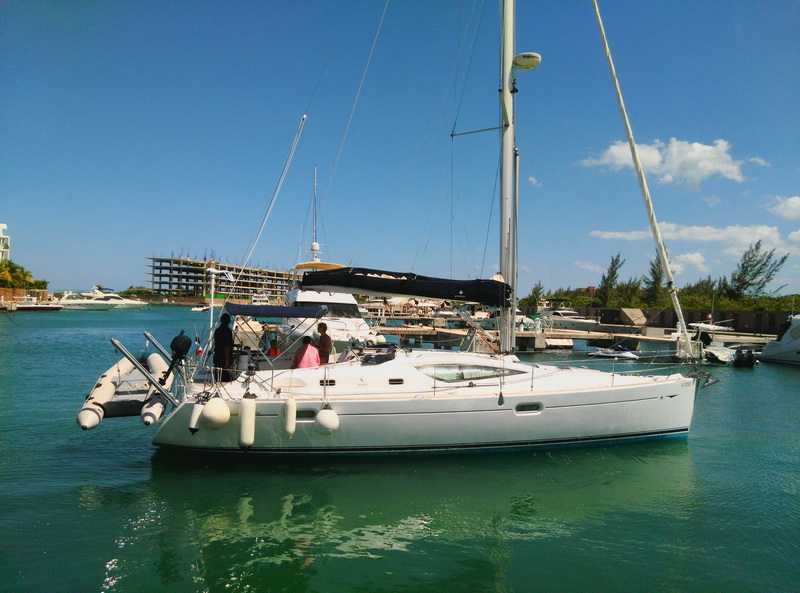 Isla Mujeres Sailboat Playa Norte