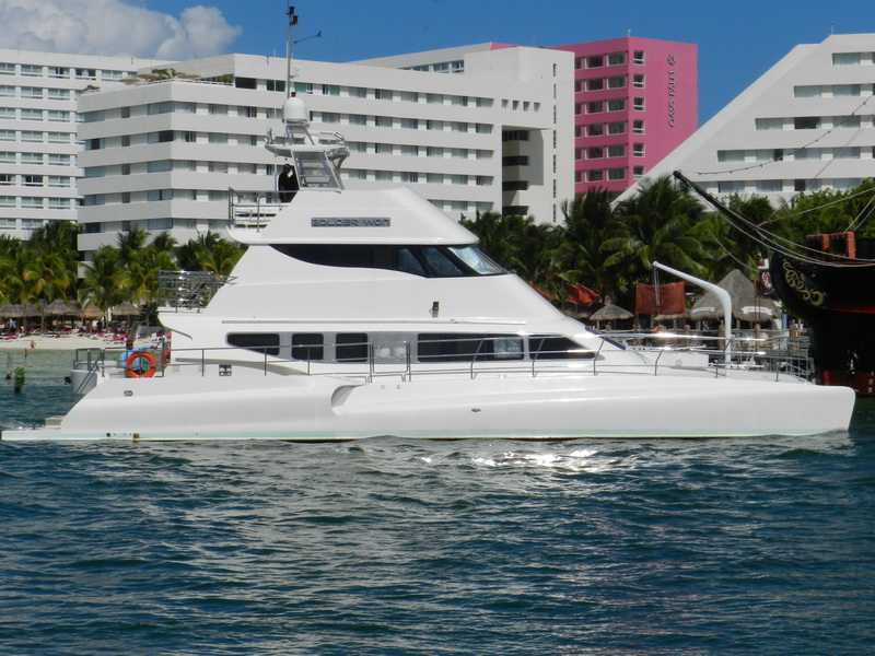 Isla Mujeres Yacht 74 feet Isla Blanca Playa Norte