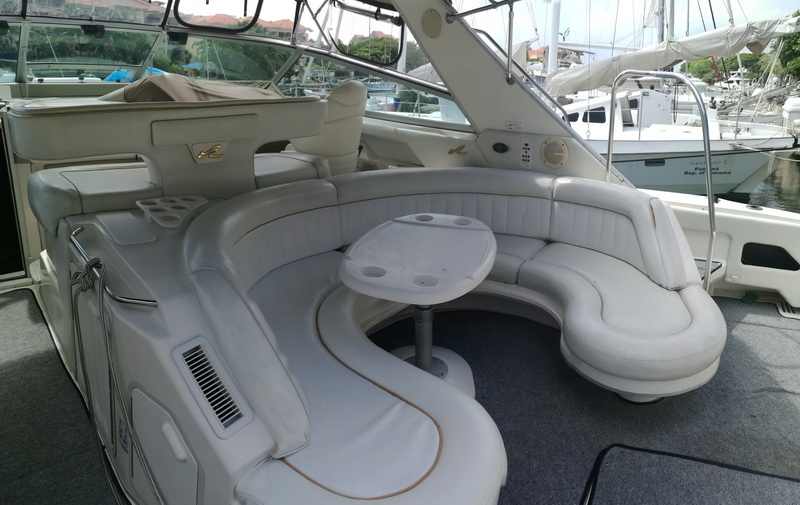 Searay Yacht rent at Riviera Maya